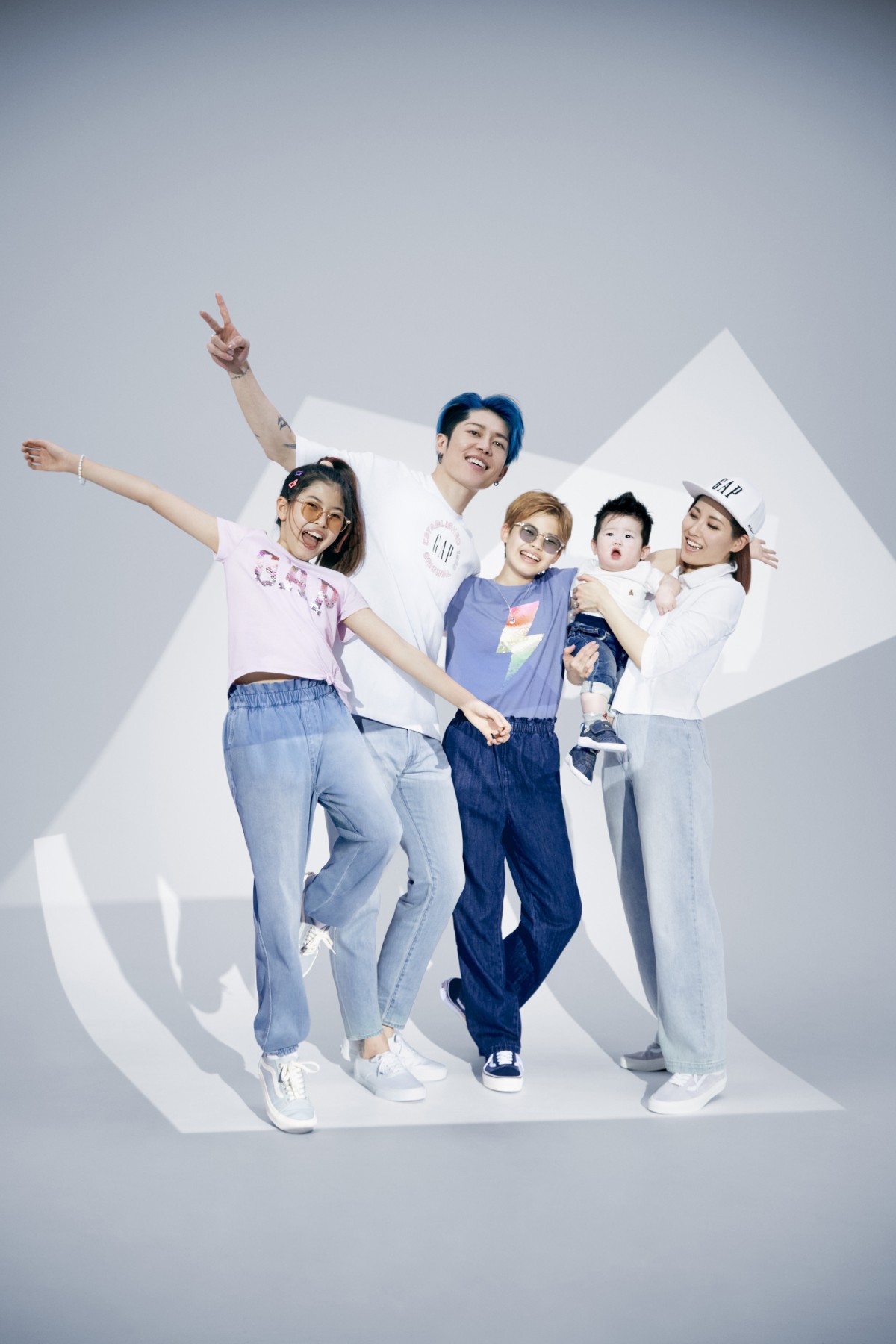 画像・写真 | MIYAVI、家族で『Gap』キャンペーンに登場 長男・Skyler