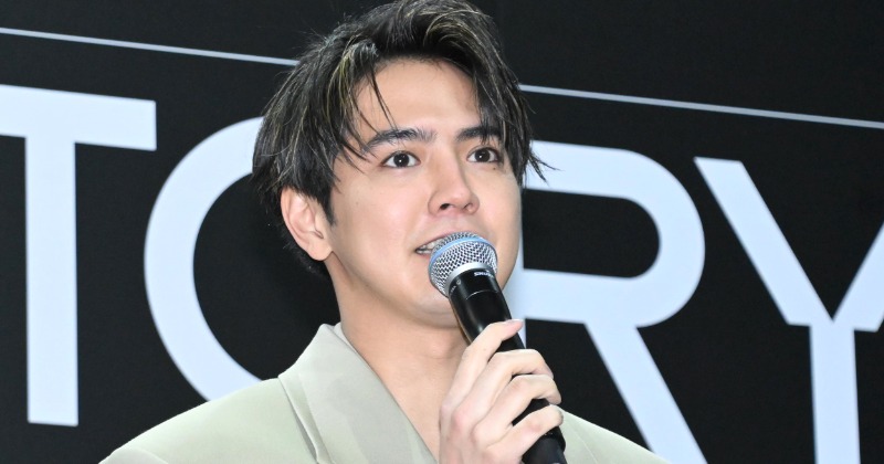 片寄涼太、アートめぐりは「基本一人」 自宅公開のコレクションも披露