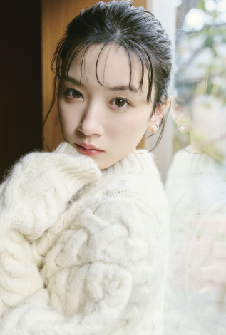 画像・写真 | 永野芽郁、“大人の透明感”を表現 2025年カレンダー発売 2