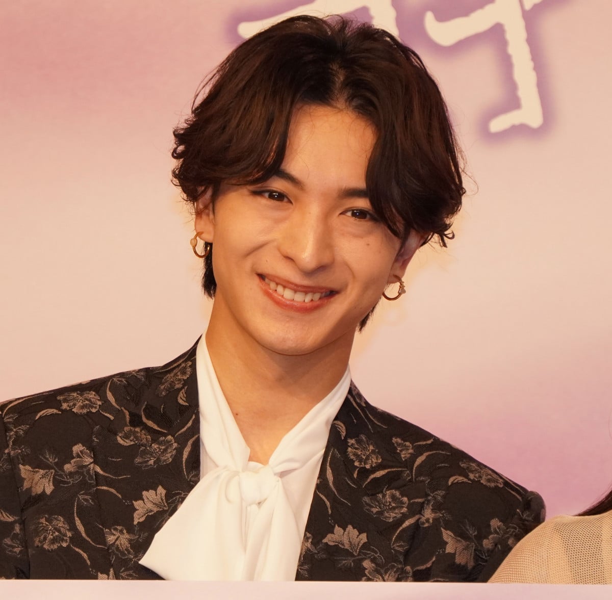 FANTASTICS木村慧人、ハイスペイケメン役で笑顔の練習 堀田茜も太鼓判