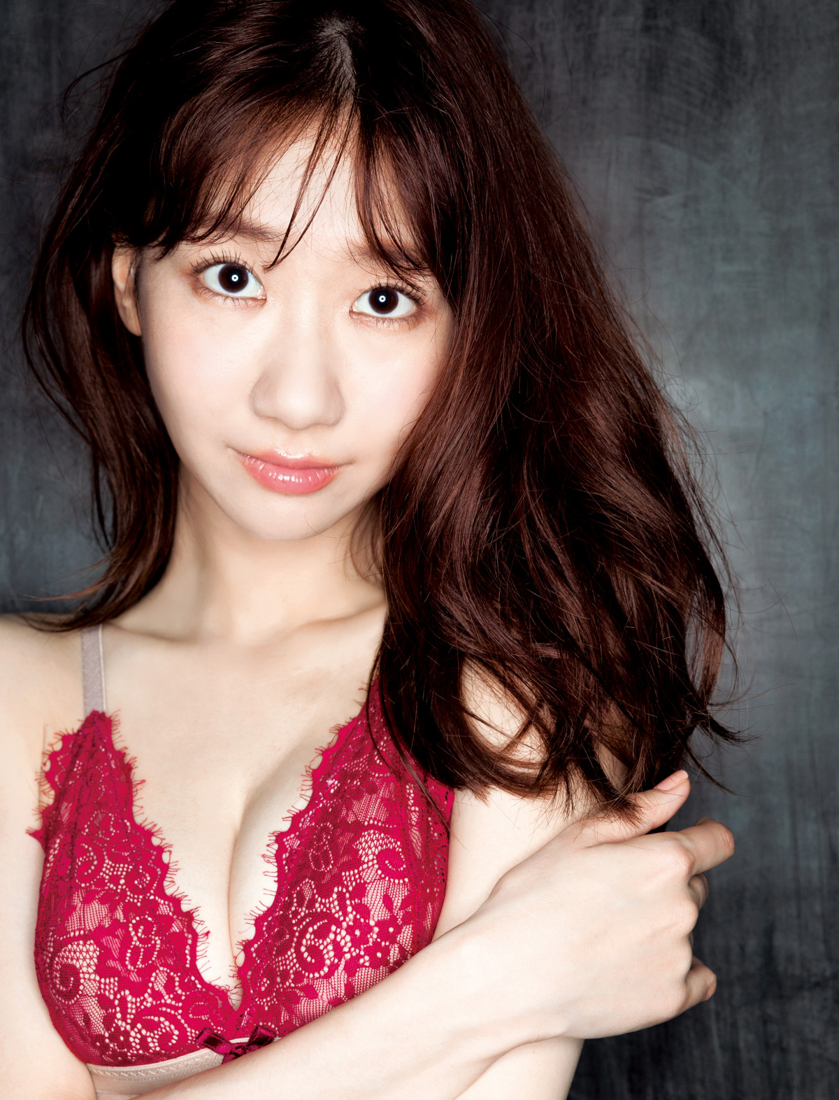 柏木由紀、AKB48としてラストグラビア 『ヤンジャン』表紙＆巻頭＆ミニ