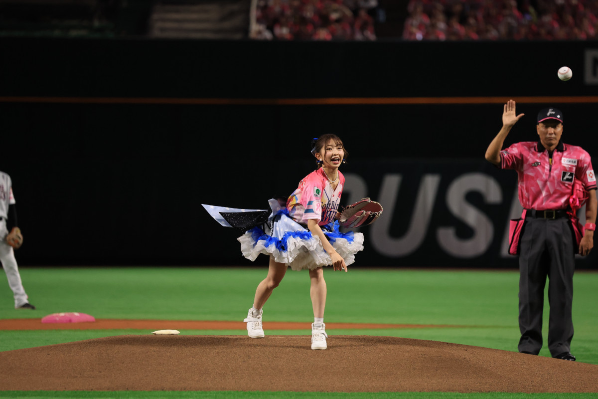 超ときめき宣伝部・辻野かなみ、ソフトバンク『ピンクフルデー2024』で