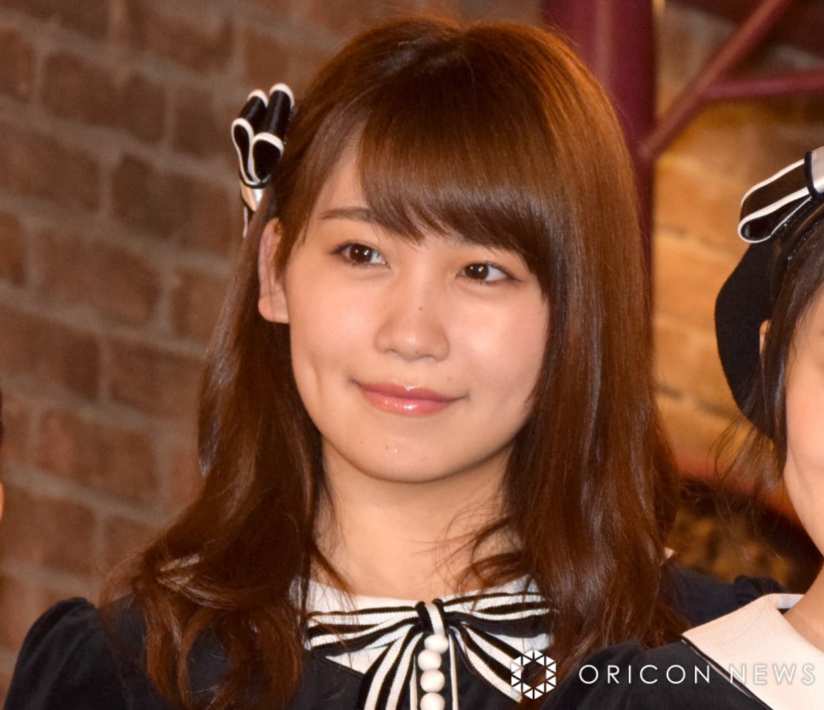 元AKB48小嶋真子、ウエディングドレス姿の挙式ショット公開「美しすぎ