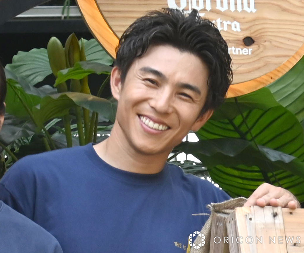 中尾明慶、トヨタ“最高級ミニバン”購入を報告「頑張りました