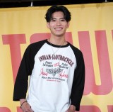 PSYCHIC FEVER小波津志、初フォトブック発売当日 メンバーの反応には