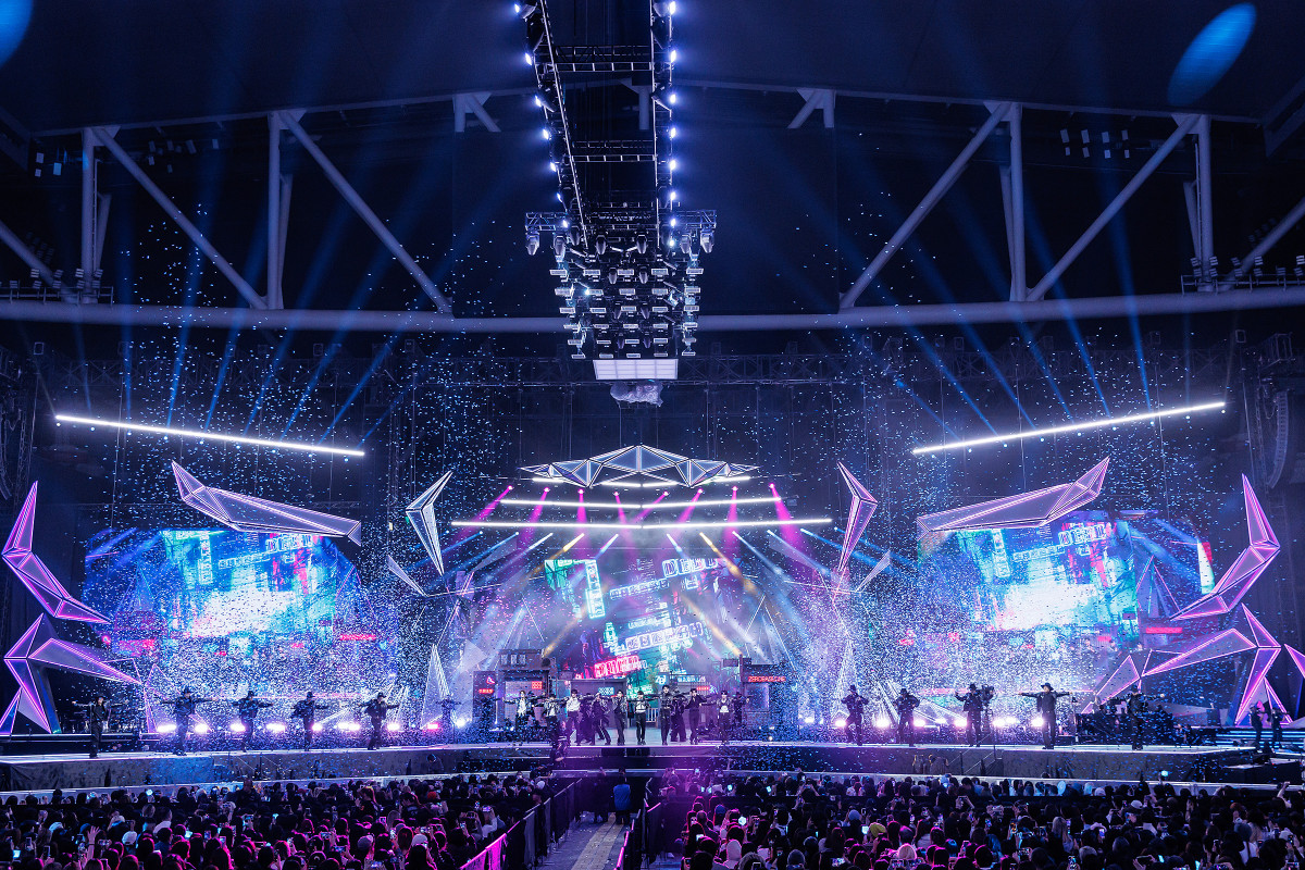 MAMA』ZEROBASEONE、2冠達成「幸せな思い出をたくさん作ると約束します