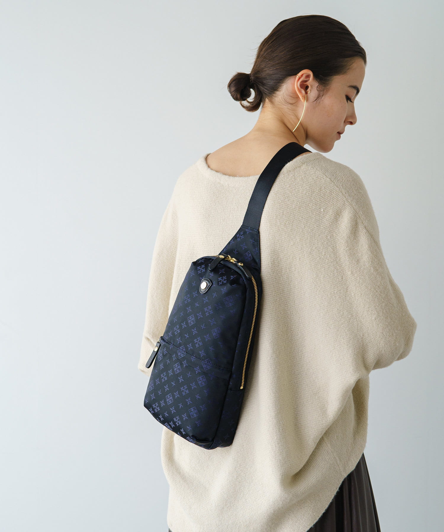 WEB限定】オンラインでしか買えないラシットのボディバッグ♪ - russet