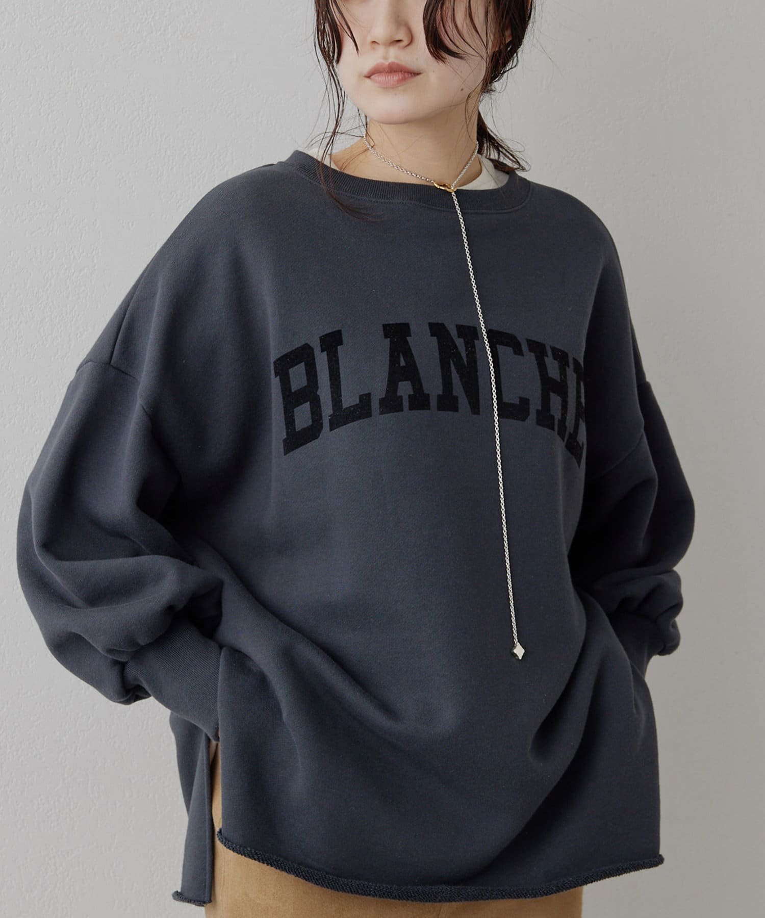 フロッキーLOGOスウェット | Whim Gazette(ウィム ガゼット)レディース