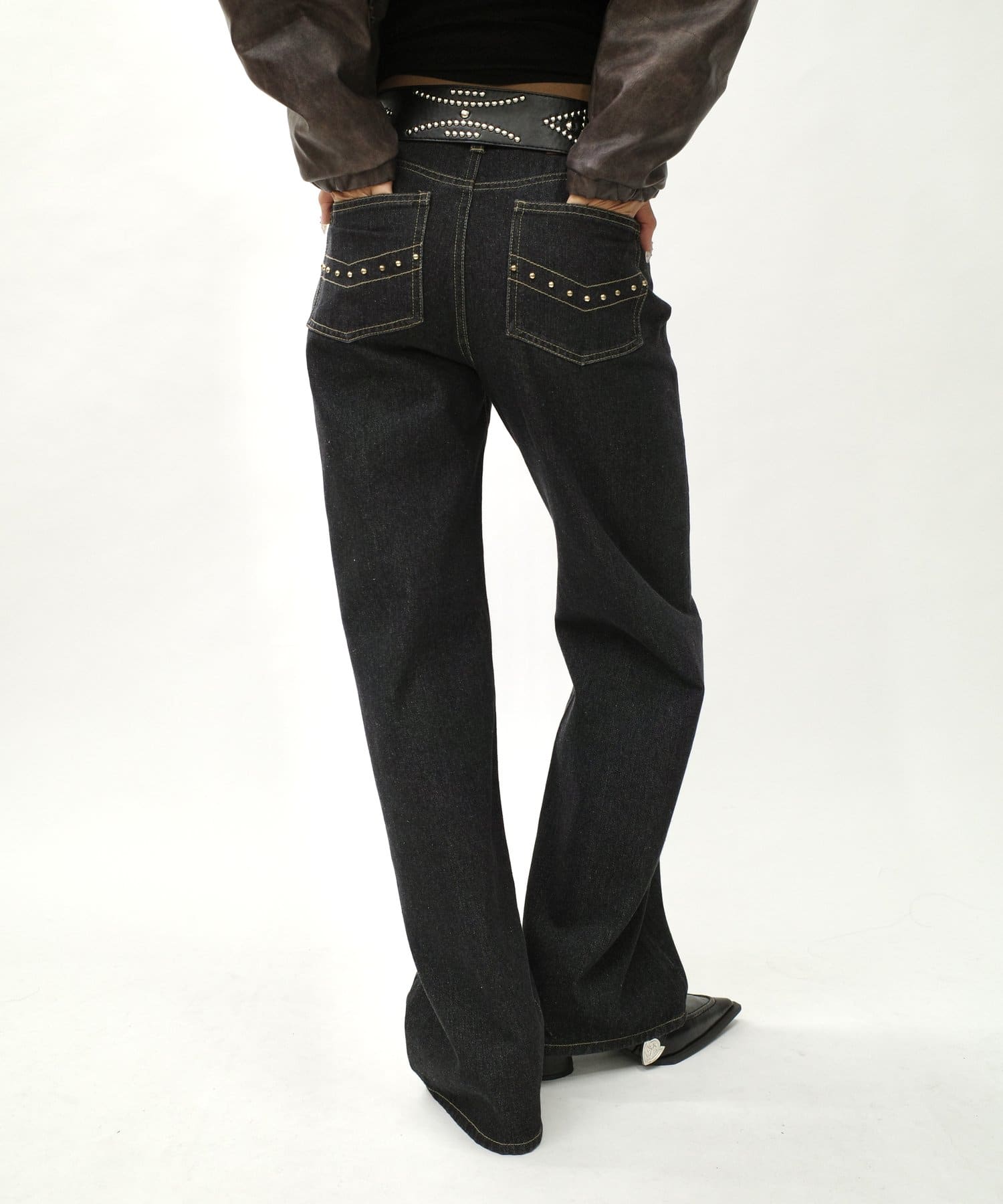 ブレストスタッズフレアデニム | WHO'S WHO gallery(フーズフー