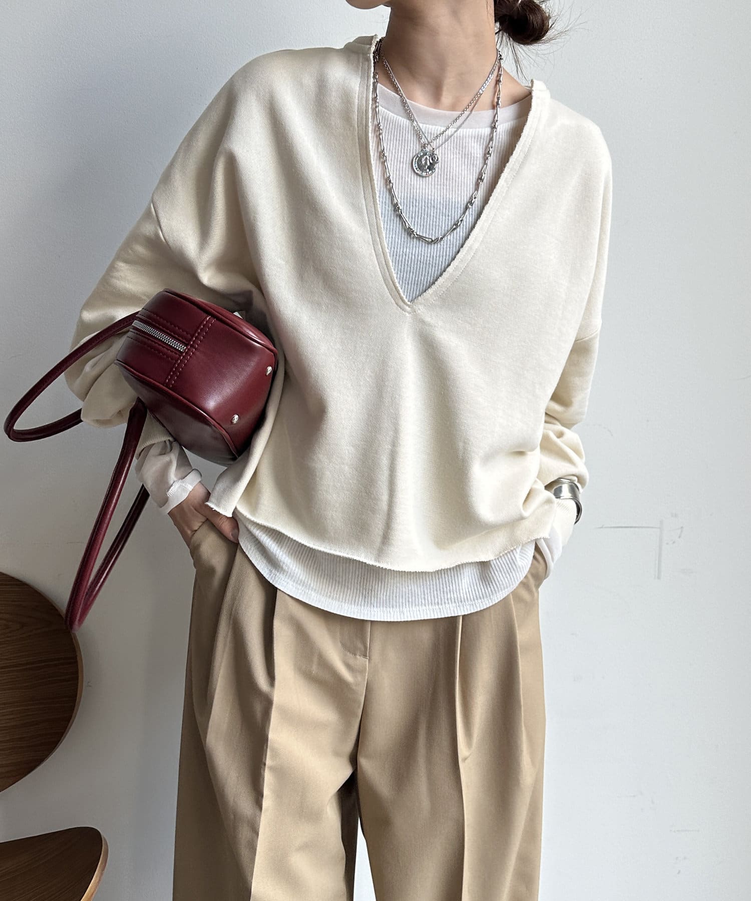 完売カラー再販開始！/新色追加】Vネックスウェット | DOUDOU(ドゥドゥ