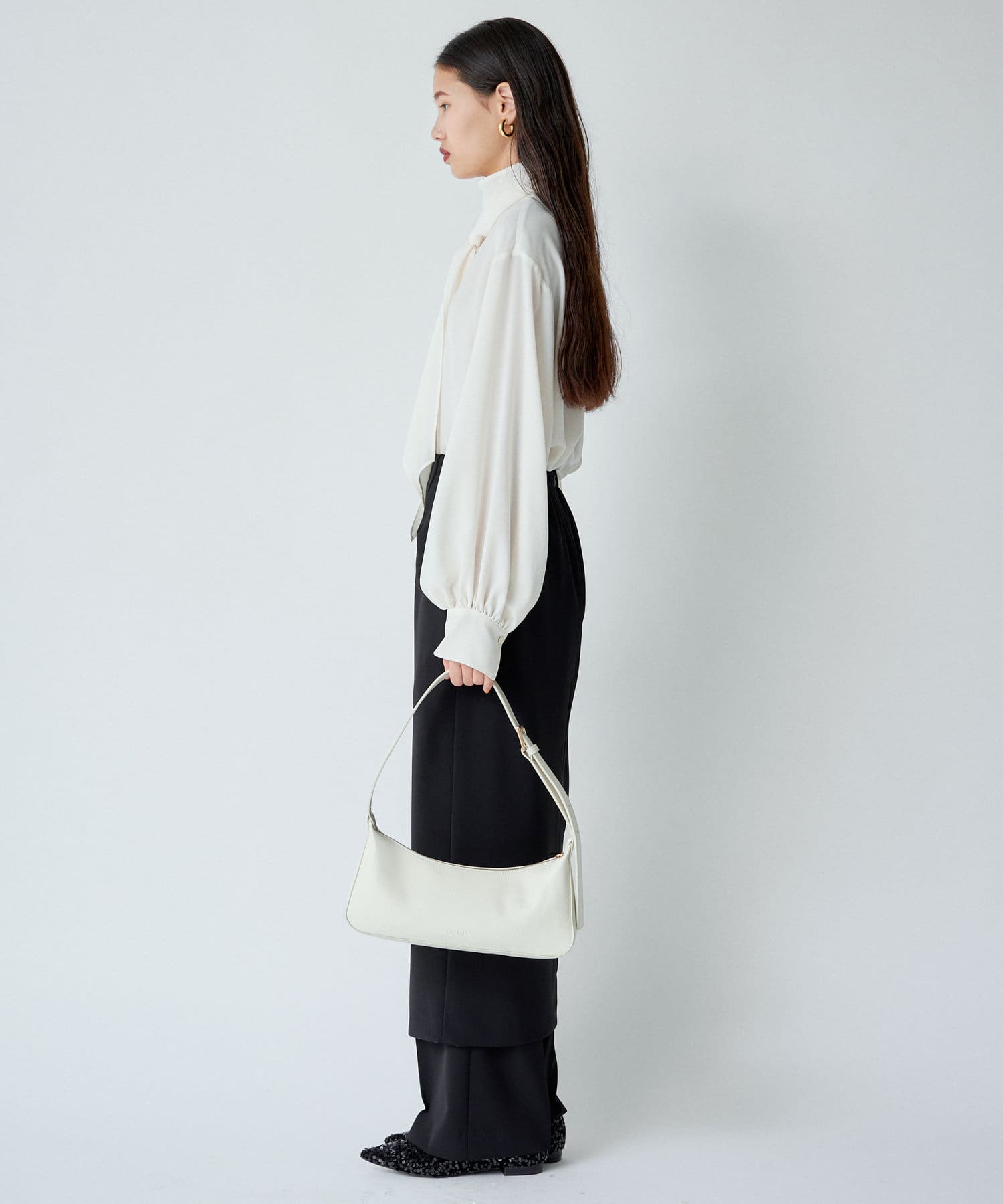 Atelier N5/アトリエヌメロサンク】シフォンボウタイブラウス