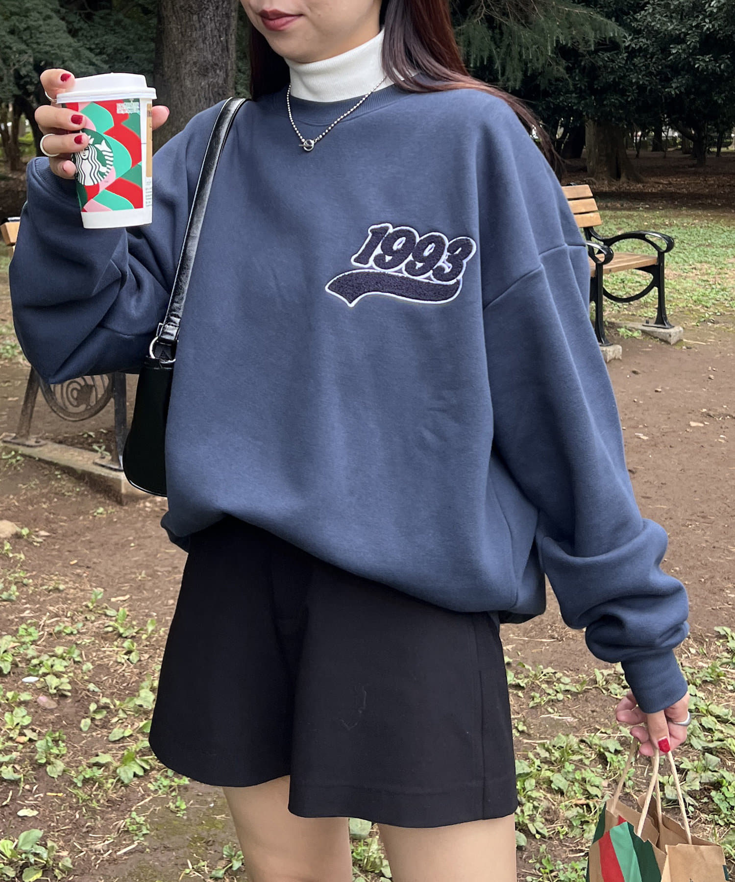 ユニセックス】サガラワンポイント刺繍スウェット | DISCOAT(ディス