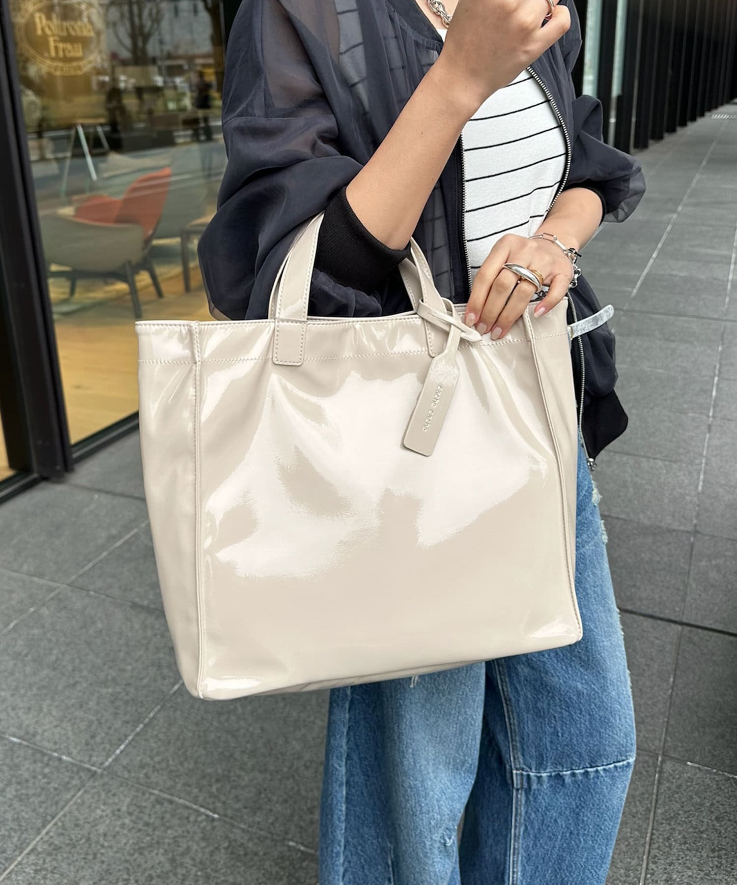 新色追加】【WEB限定】 ソフトエナメルショッパーバッグ | DOUDOU