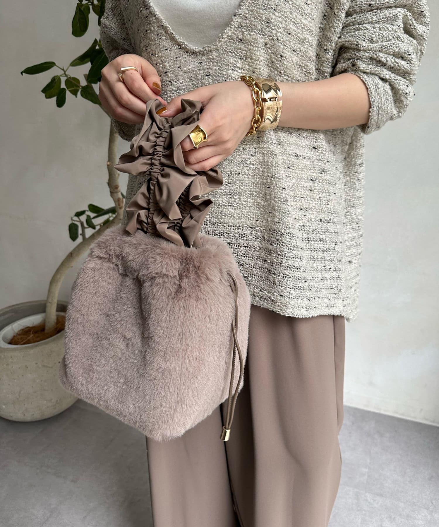 フリルハンドルエコファーバッグ | DOUDOU(ドゥドゥ)レディース | PAL