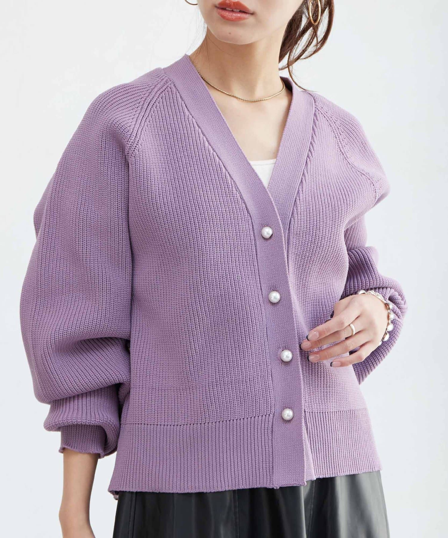 パールボタン軽量ニットカーディガン | Chez toi(シェトワ)レディース