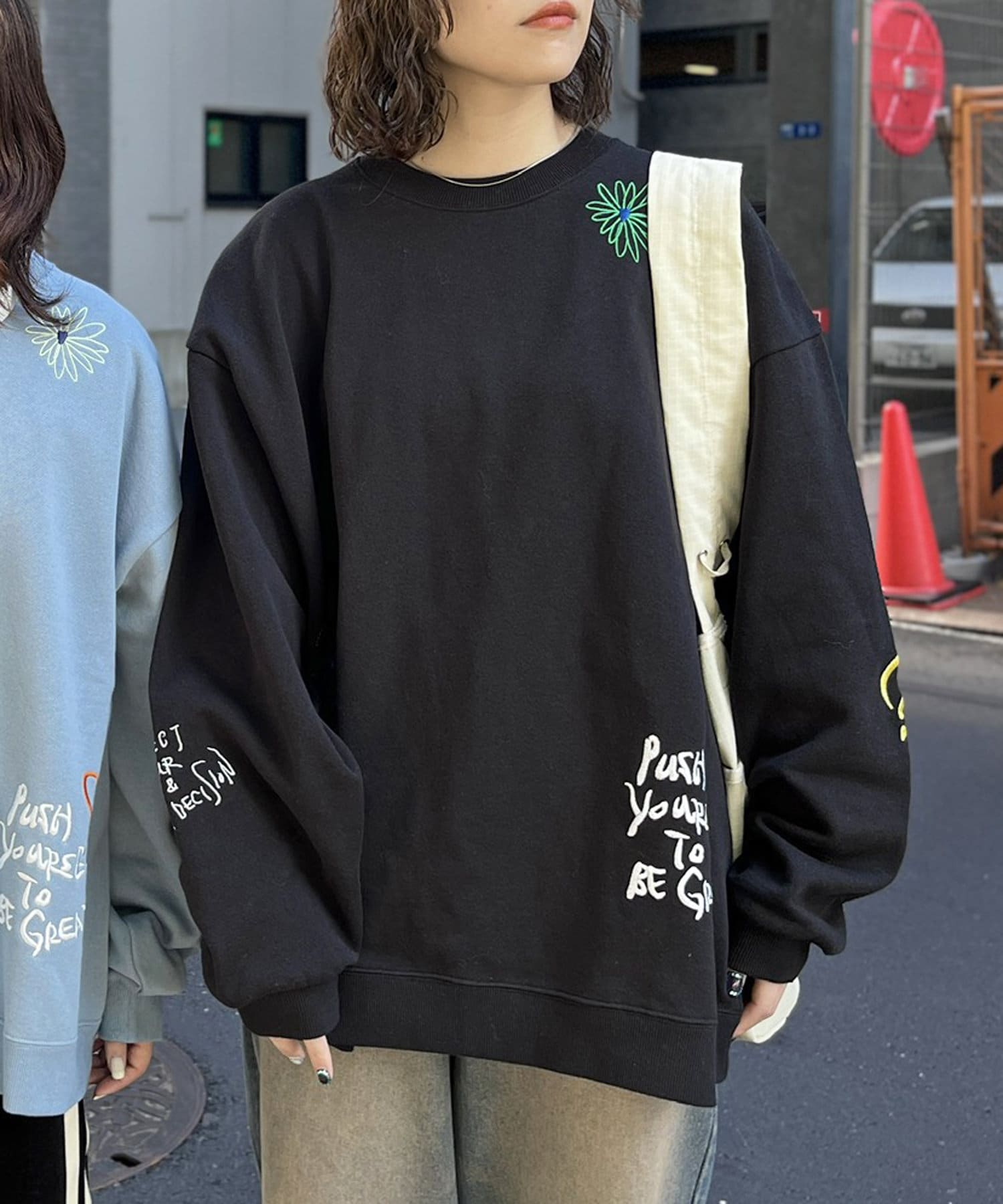 レディースサイズあり】裏起毛落書き柄スウェット | CPCM(シーピー