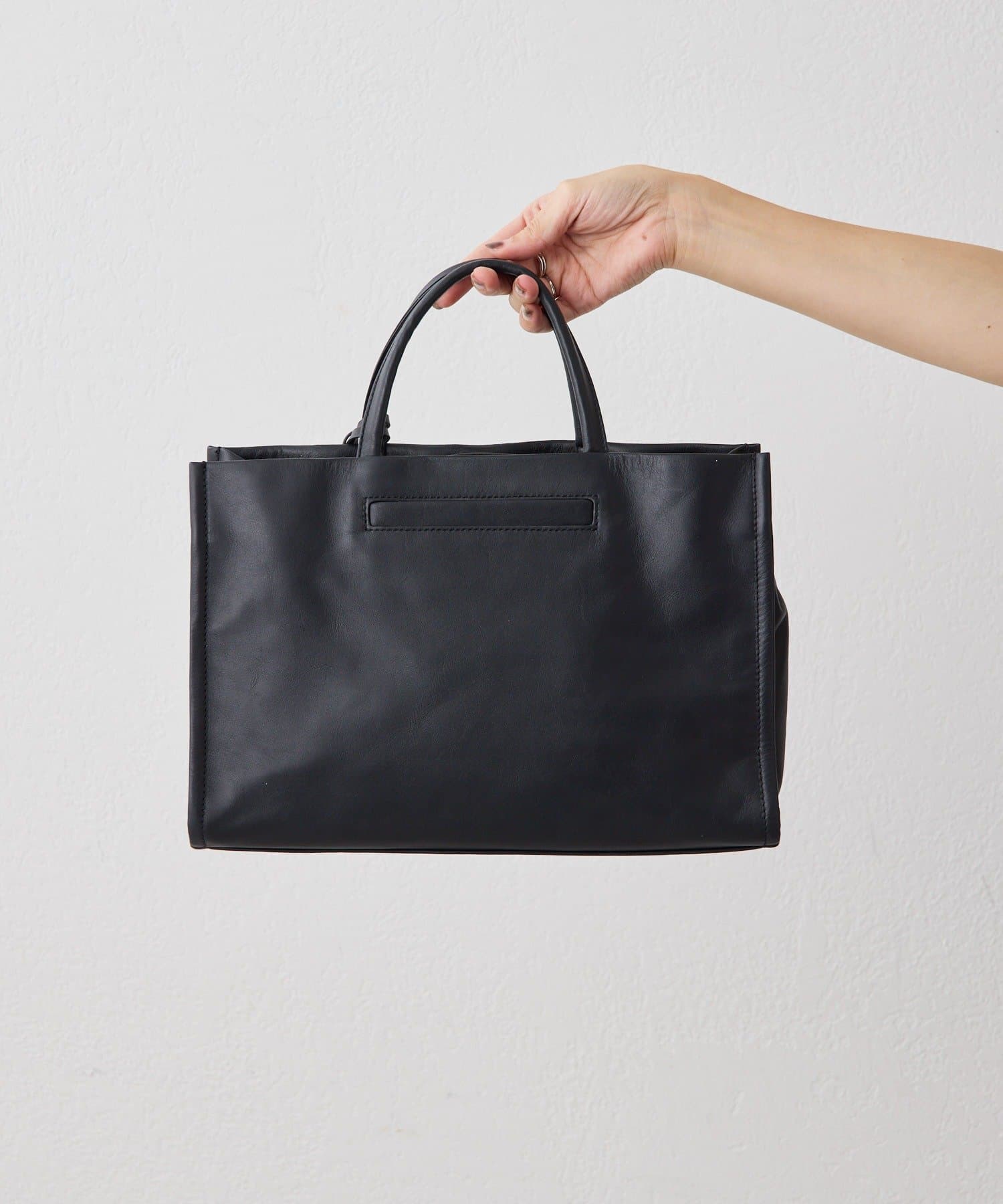 本革》sampo×earコラボ スペーストイレザースクエアトートバッグ | ear