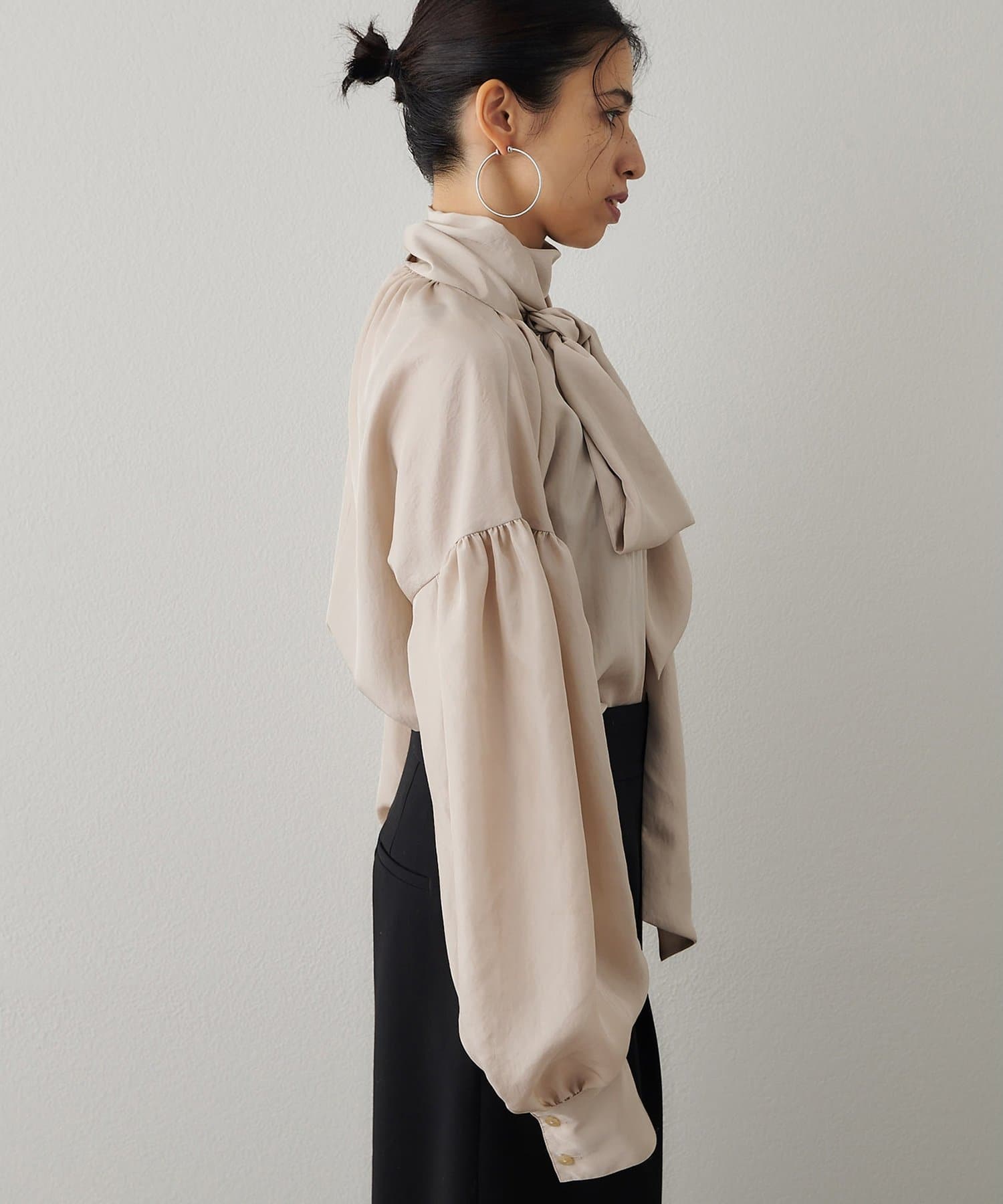 シルキーボウタイブラウス | Whim Gazette(ウィム ガゼット)レディース