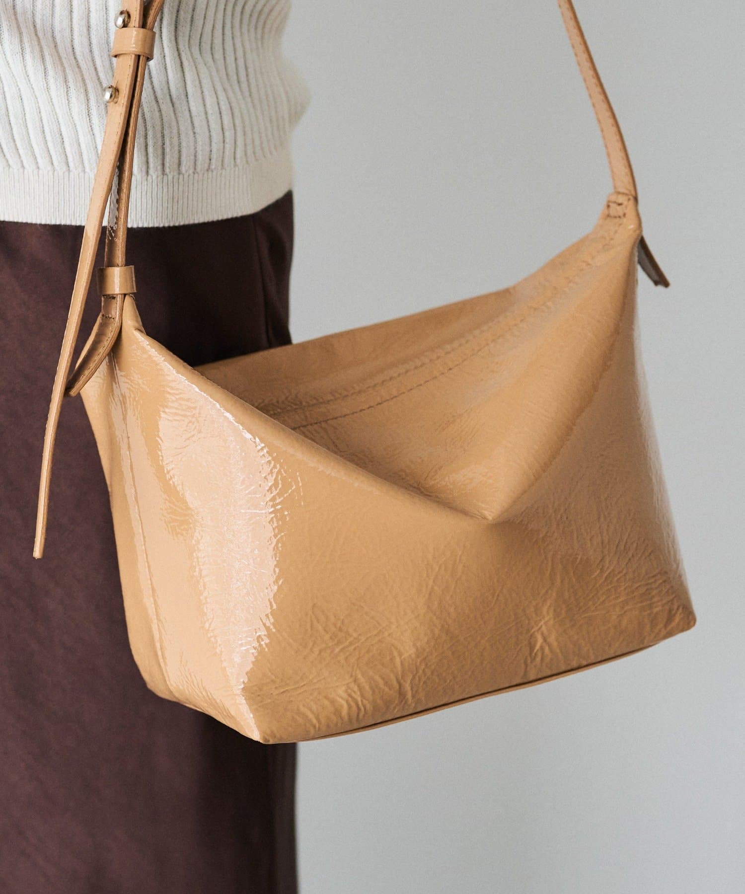 再値下げ】エナメルワンショルダーバッグ | russet(ラシット