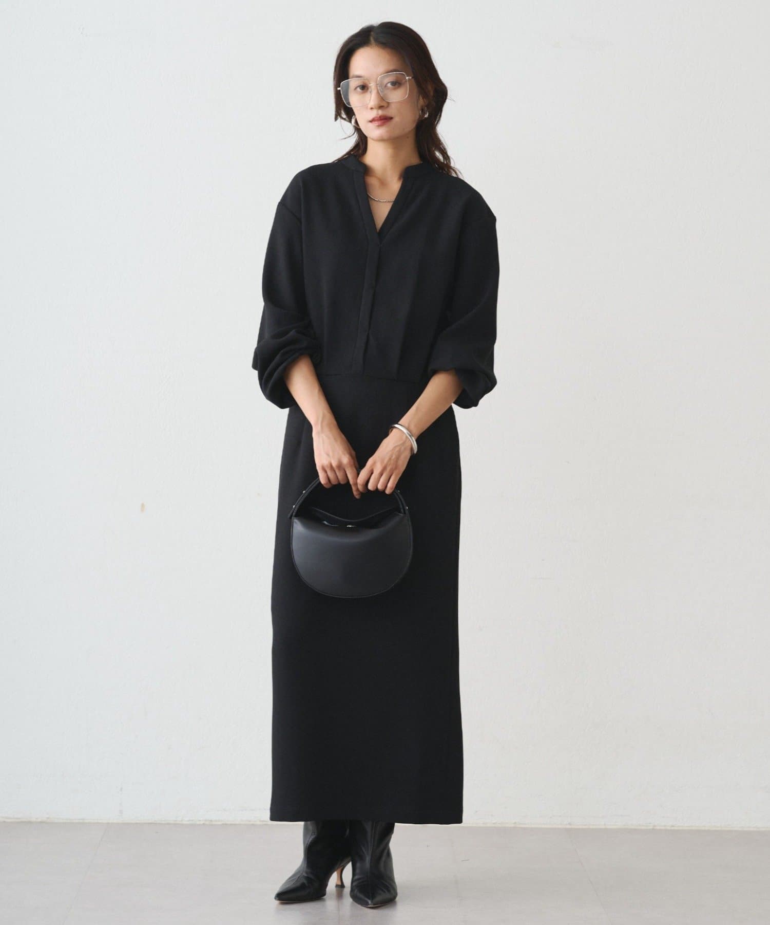 新色チャコールグレーが登場！】Vワンピース | LOUNGEDRESS(ラウンジ