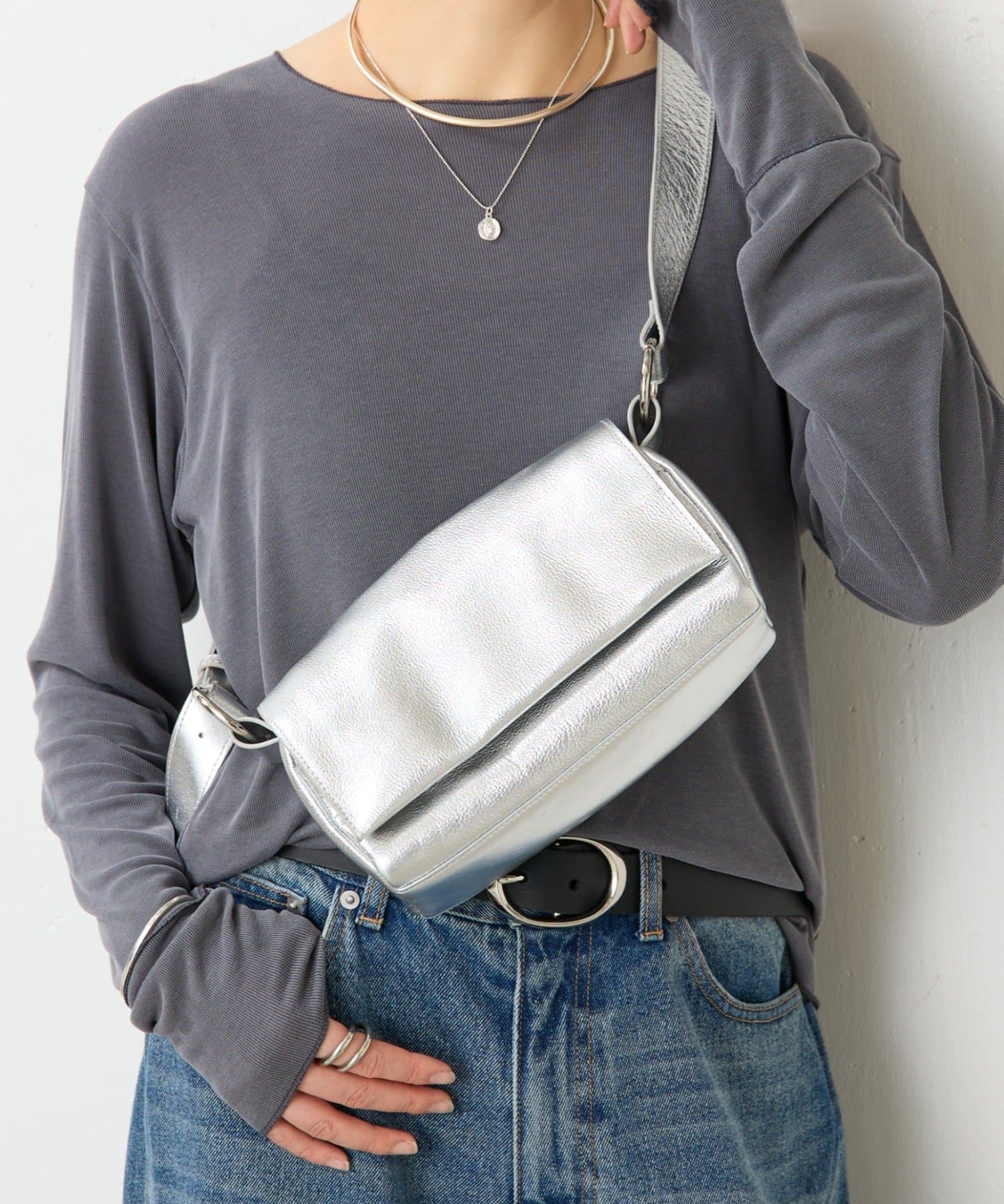 本革》ミニレザーボディバッグ | BEARDSLEY(ビアズリー)レディース