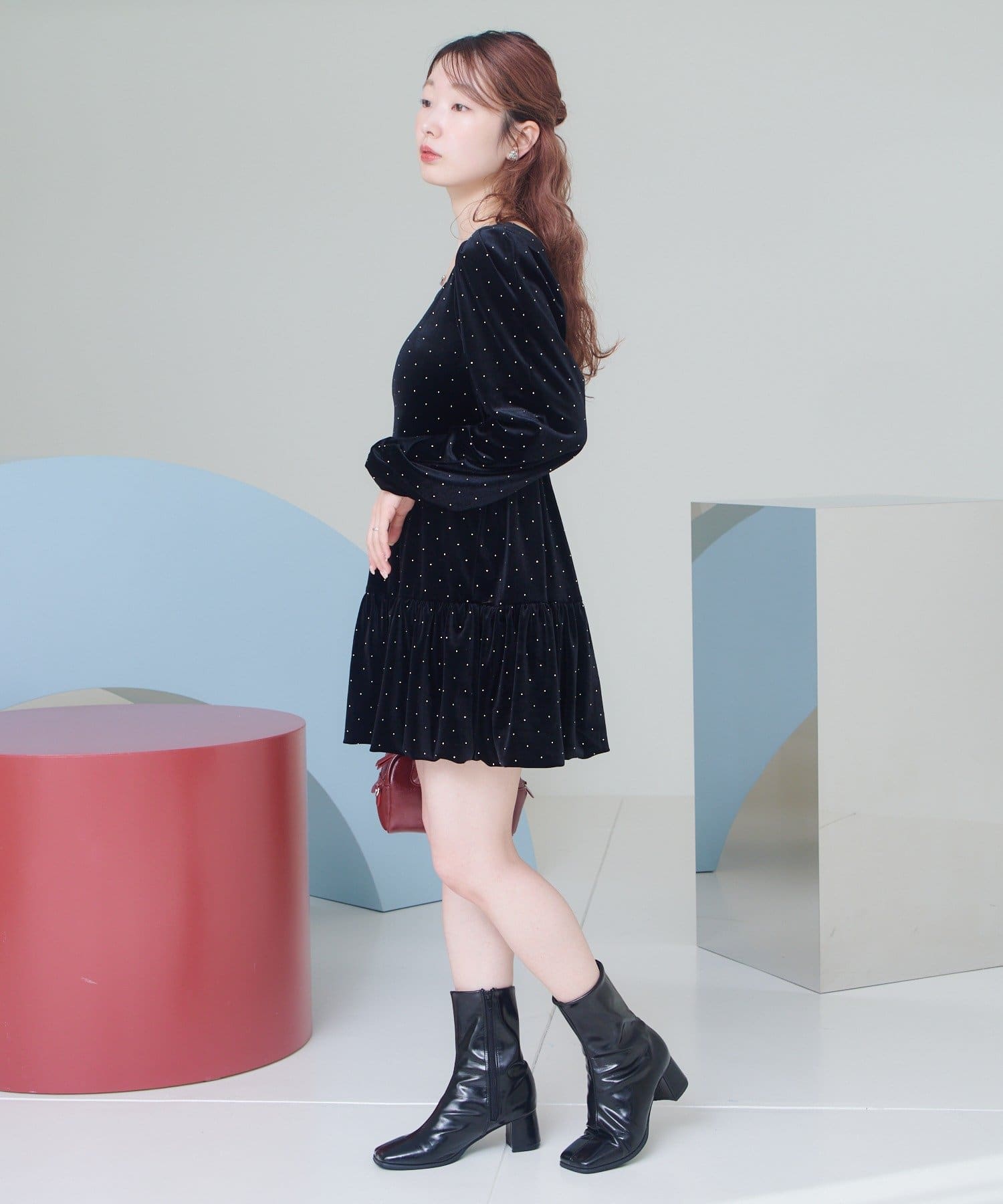 結婚式/オケージョン】ベロアスタッズミニワンピース | Kastane