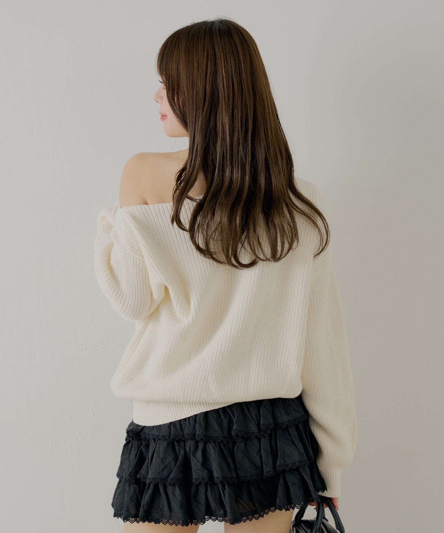 肩スリットオフショルニット | Chico(チコ)レディース | PAL CLOSET