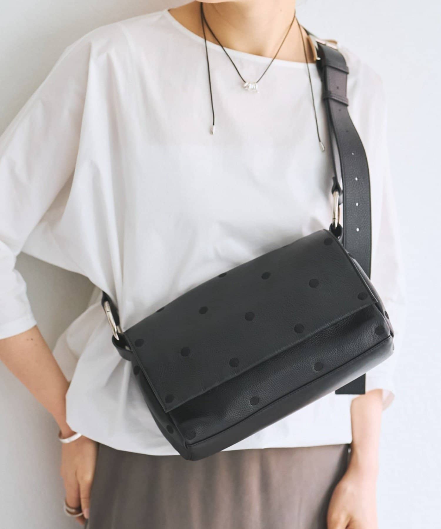 本革》ドットボディバッグ | BEARDSLEY(ビアズリー)レディース | PAL