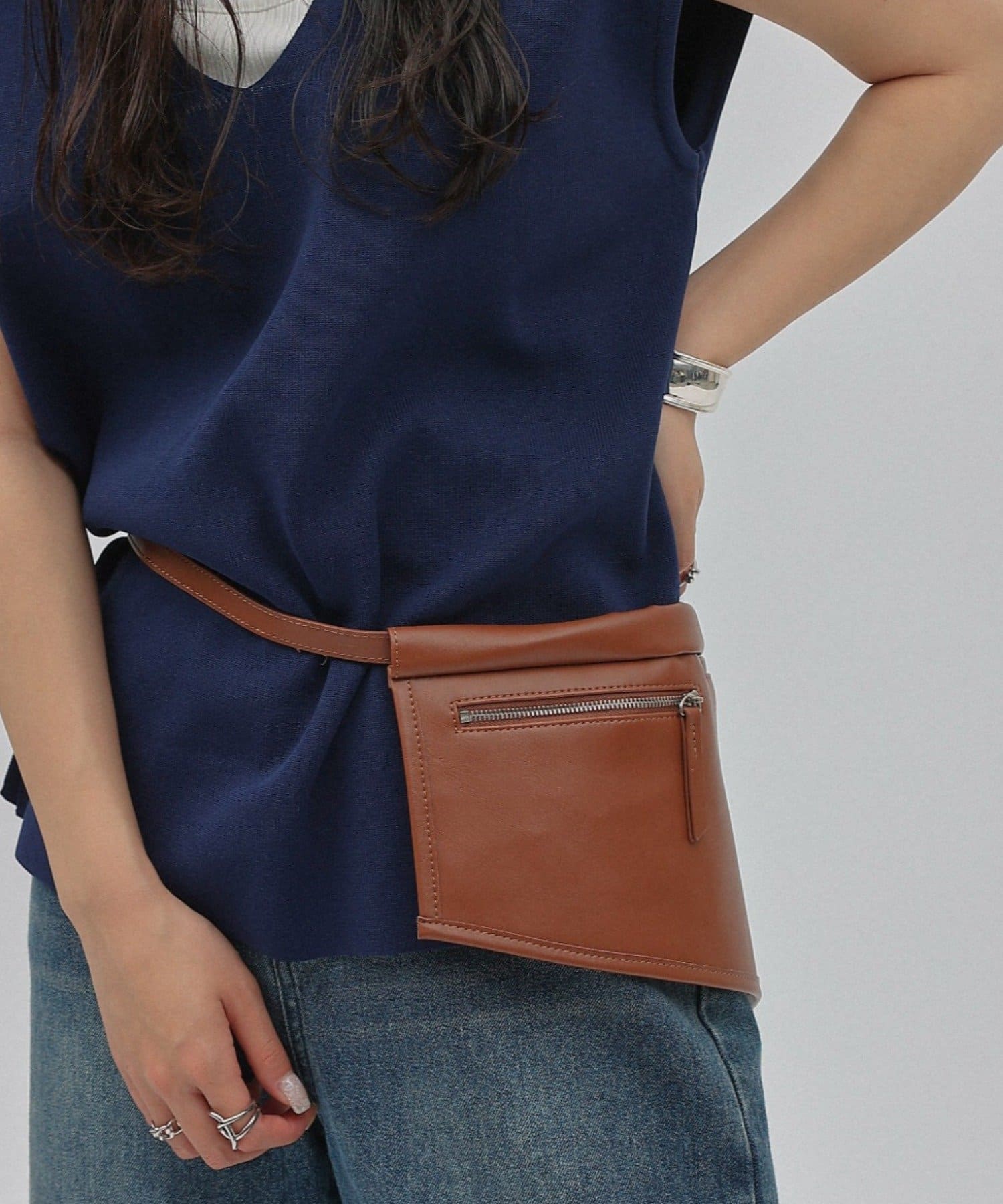 レザーウェストベルトバッグ | COLONY 2139(コロニー トゥーワン