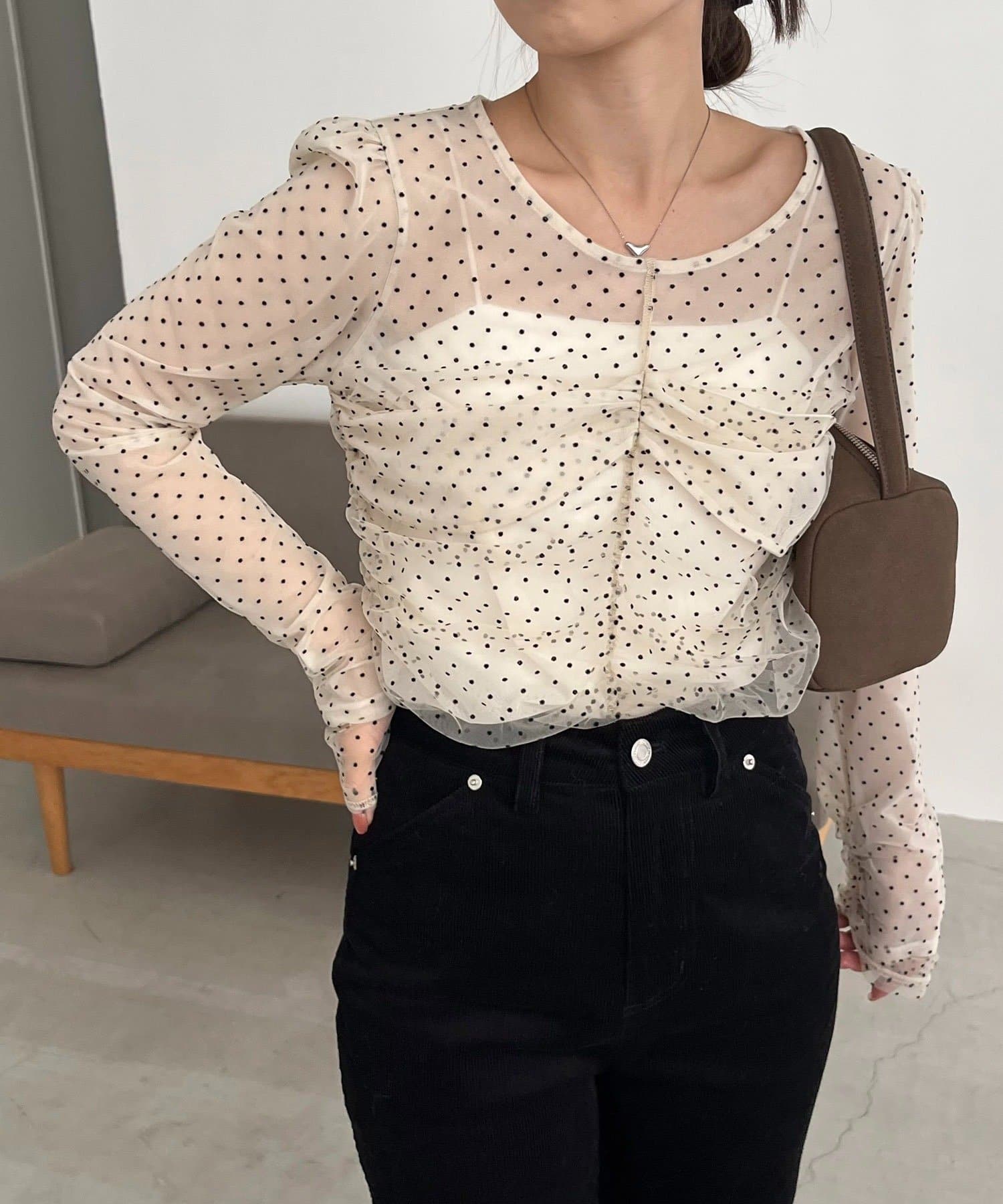 人気のため再販！セレモニーにも◎】フロッキードットブラウス