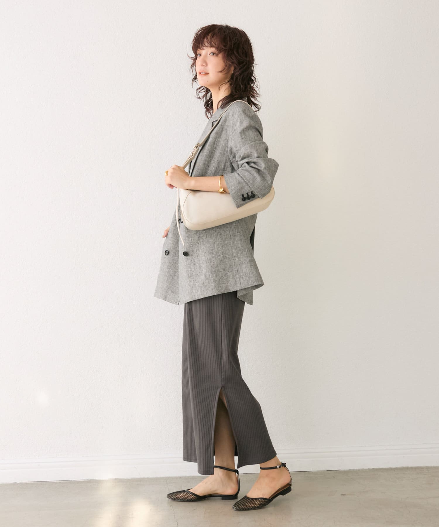 コーデのポイントに】レザーボディバッグ | RIVE DROITE(リヴドロワ