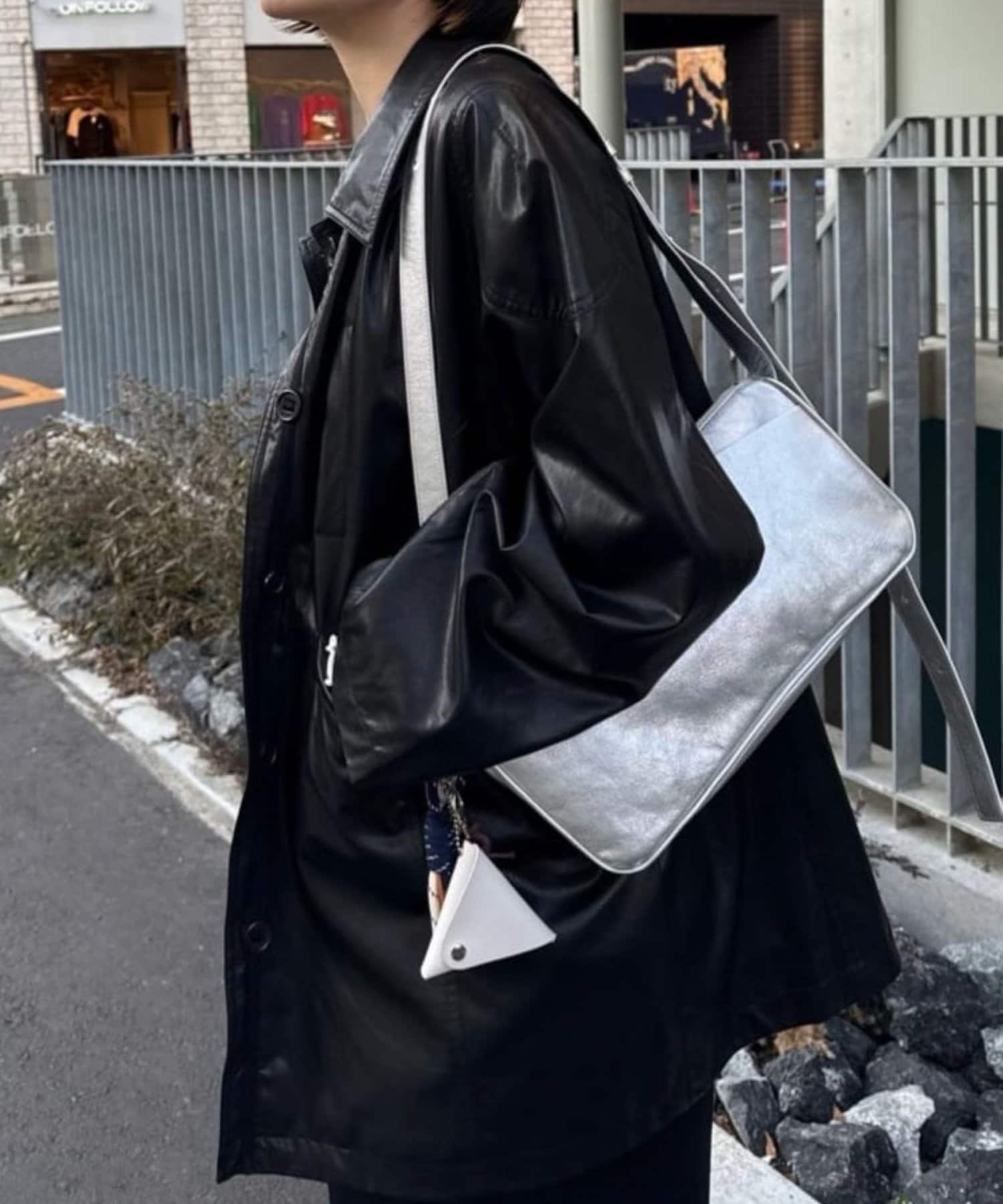 ミニスワローマチショルダーバッグ《本革/超軽量280g/全骨格◎/500ml