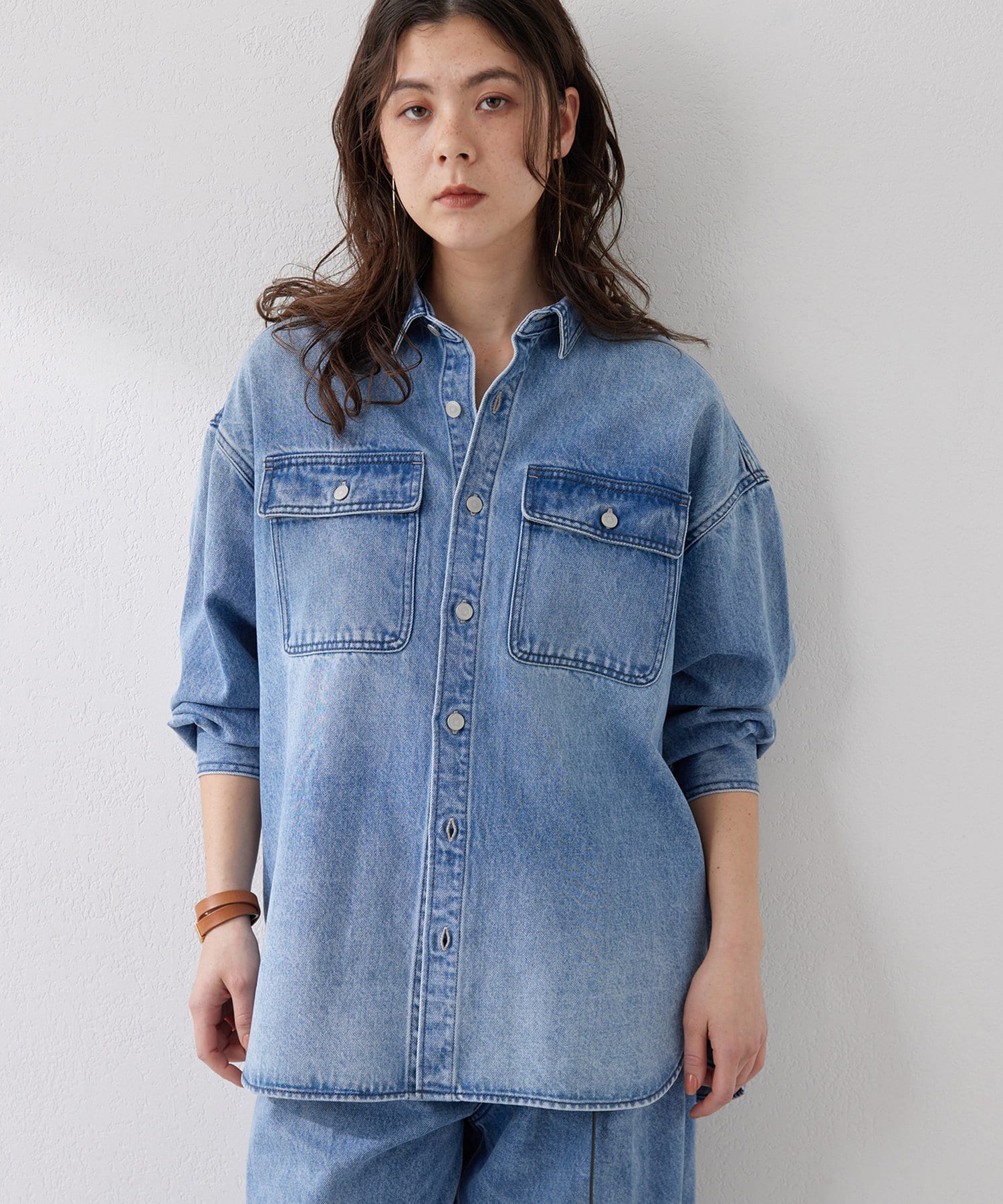 ドロップデニムシャツ | Whim Gazette(ウィム ガゼット)レディース