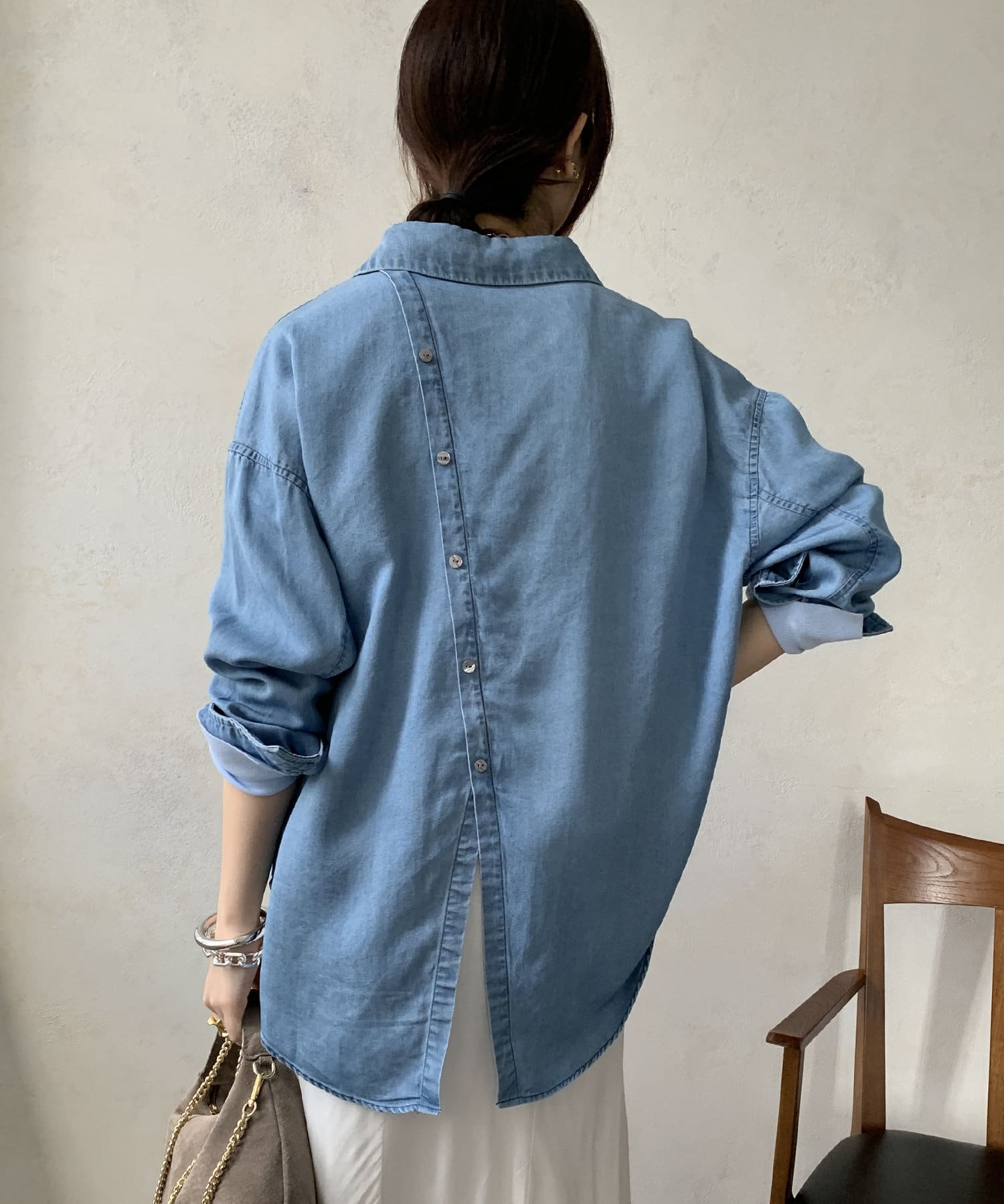 新色追加/WEB限定】バックボタンリヨセルデニムシャツ | DOUDOU