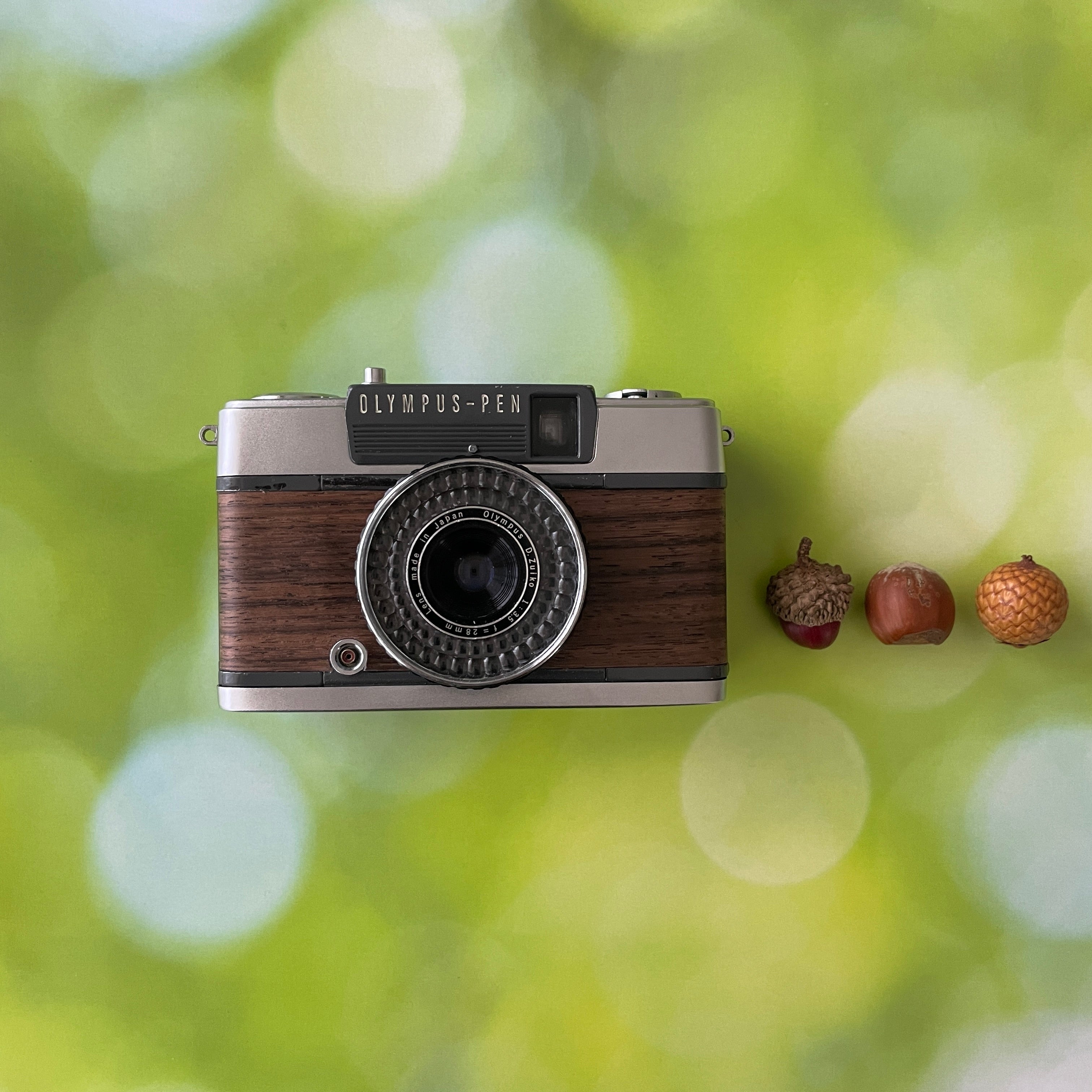 Vintage Film Camera Olympus PEN EE-2 35mm| Rosewood veneer