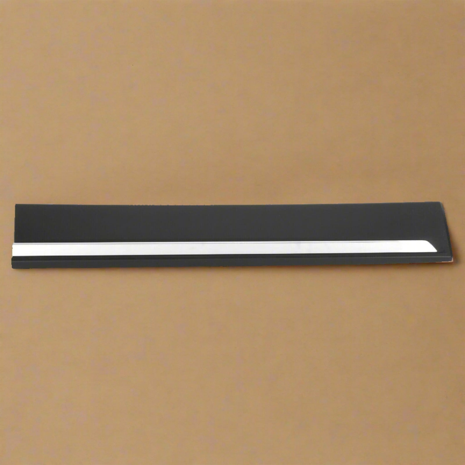 2016-2023 Mazda CX-9 Driver Side Front Rocker Molding With Chrome