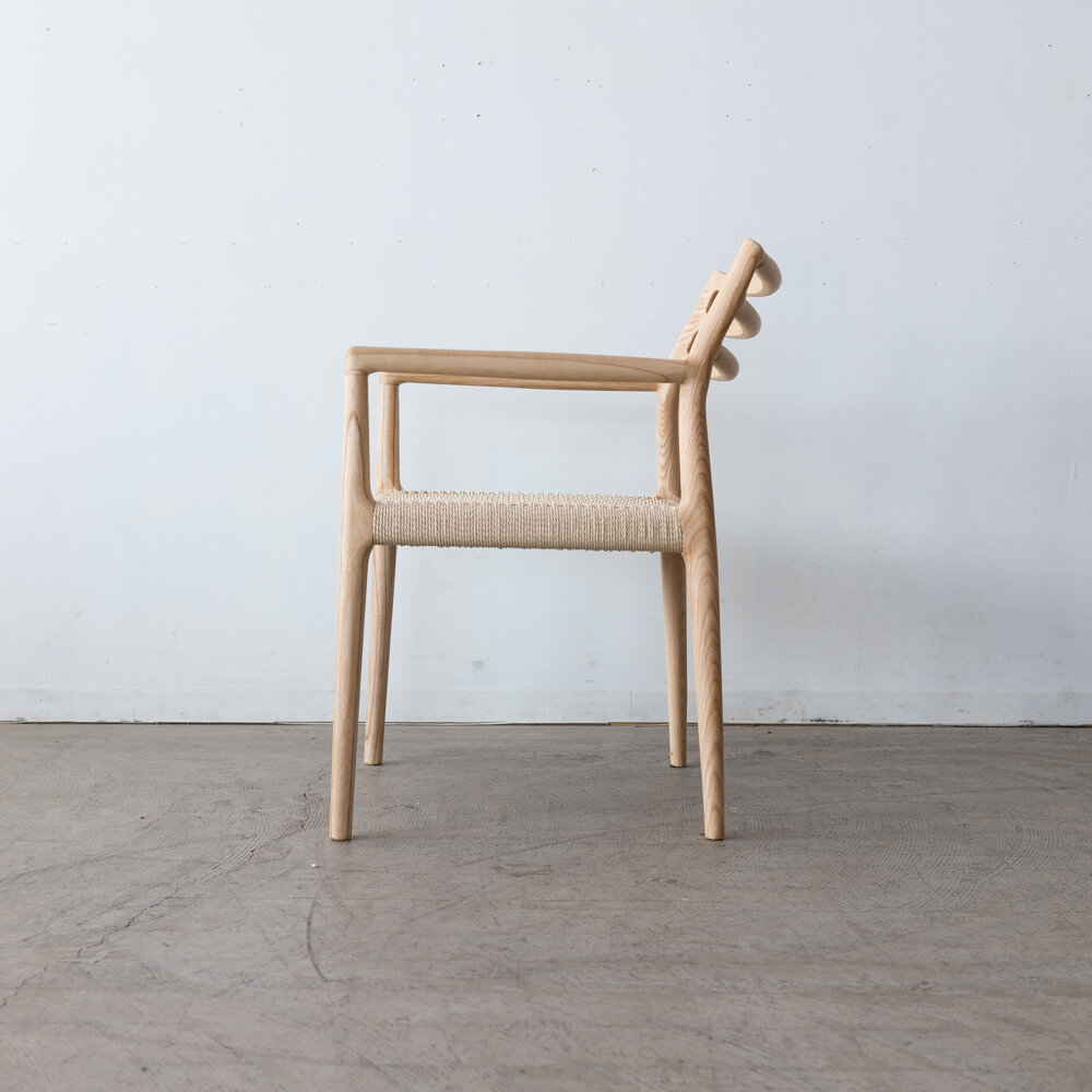 新品］アームチェア アッシュ材 / ウレタン塗装 ペーパーコード F7