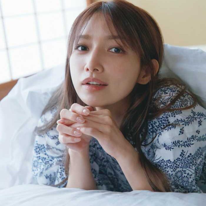 記録的ヒットで重版6刷決定♡後藤真希の写真集｢flos｣より、未公開