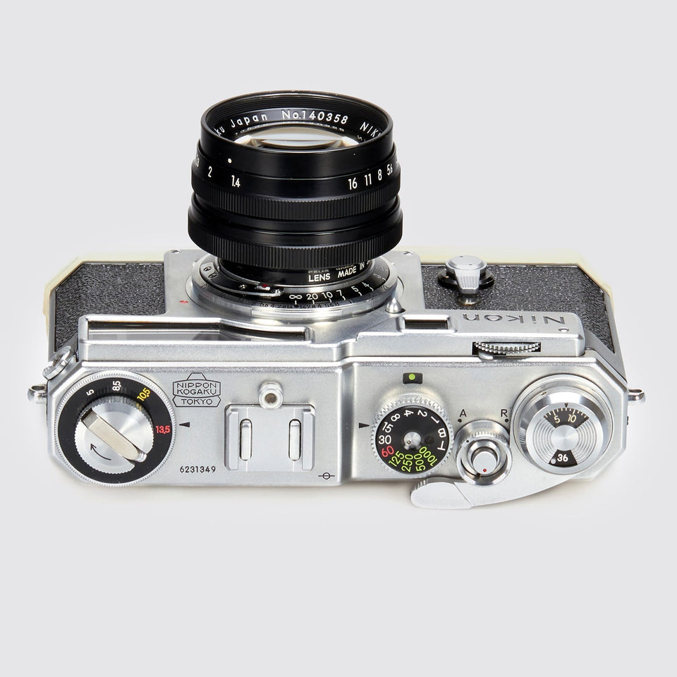 Nikon ニコン S4 + NIKKOR-S 1:1.4 5cm #1300 Nikon ニコン S4 +