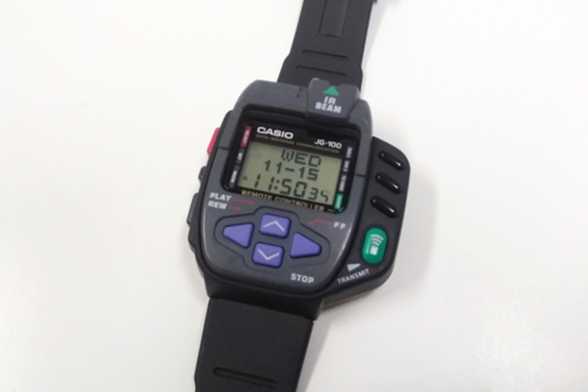 ゲーム、リモコン、メッセージ通信…… 遊べる時計『サイバークロス』の