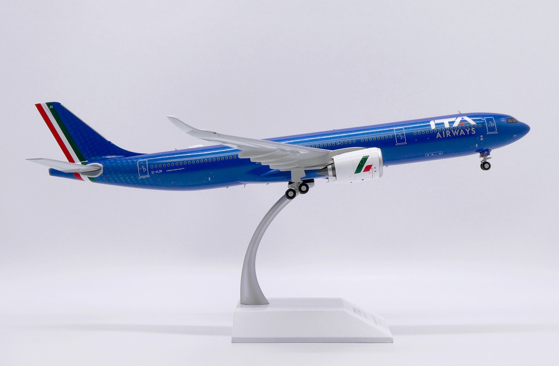 JC Wings 1:200 ITA Airways Airbus A330-900neo 