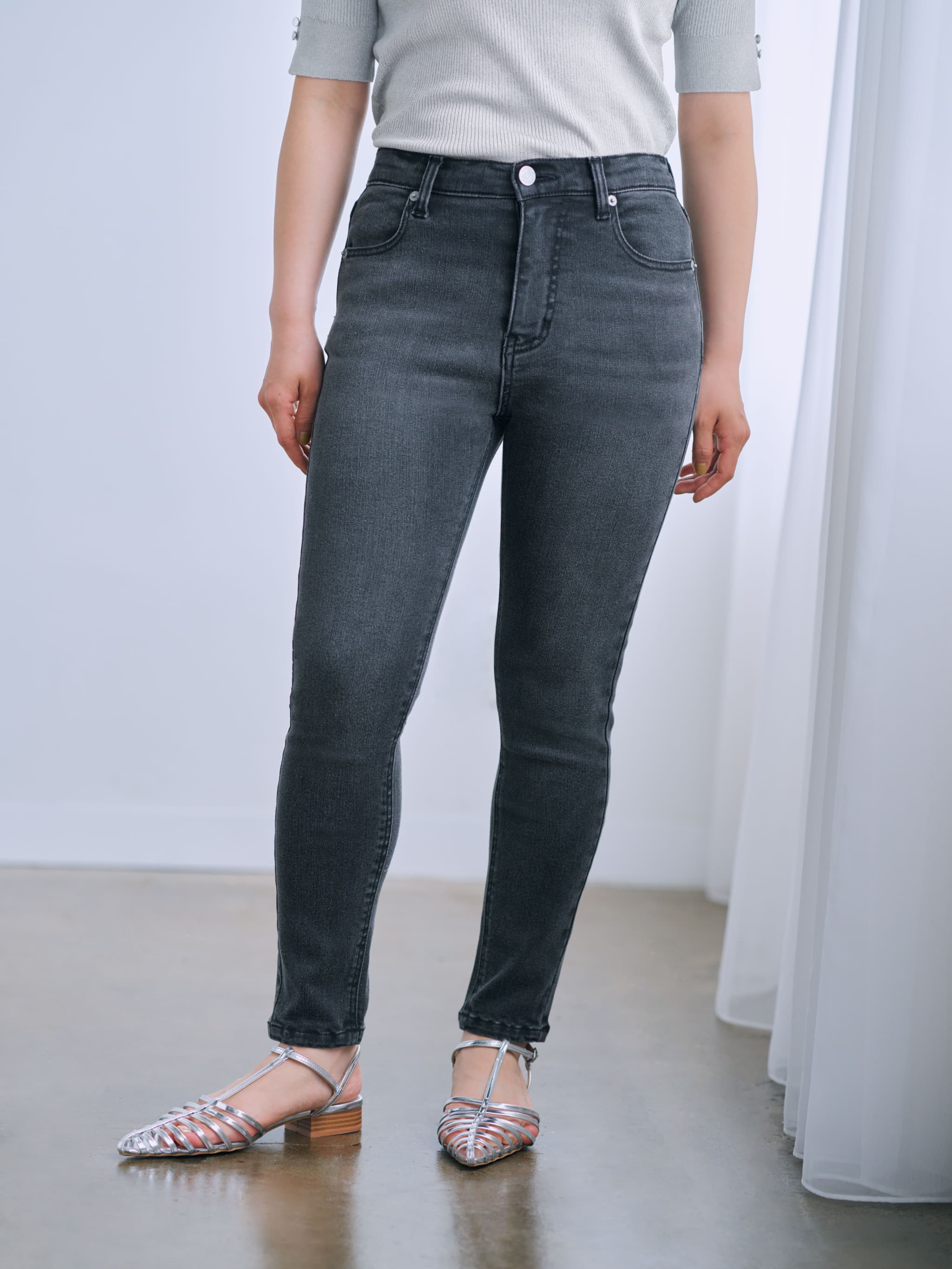 COHINA DENIMブラックスキニー-short & regular | 小柄・低身長女性