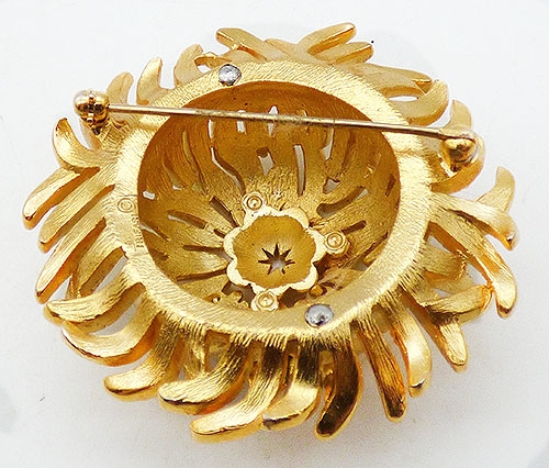 Trifari Gold Chrysanthemum Brooch - Garden Party Collection
