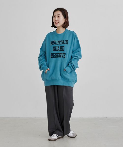 カンガルーポケットプリントスウェット