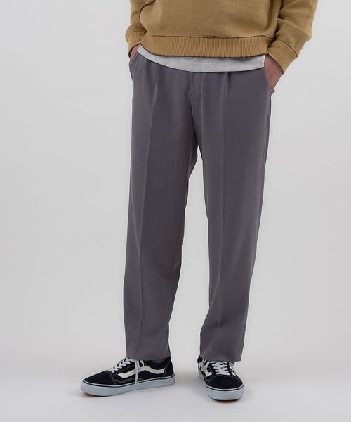 スタイルスリムクリーンパンツ