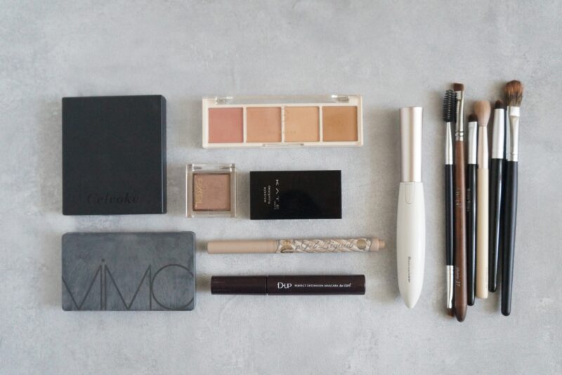 断捨離】コスメを4割減らしたら毎朝のメイクが断然ラクに！ | ふねの