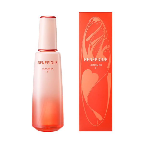 ベネフィーク ローションEX Ⅱ 手のひらで弾むような、とろみとハリ