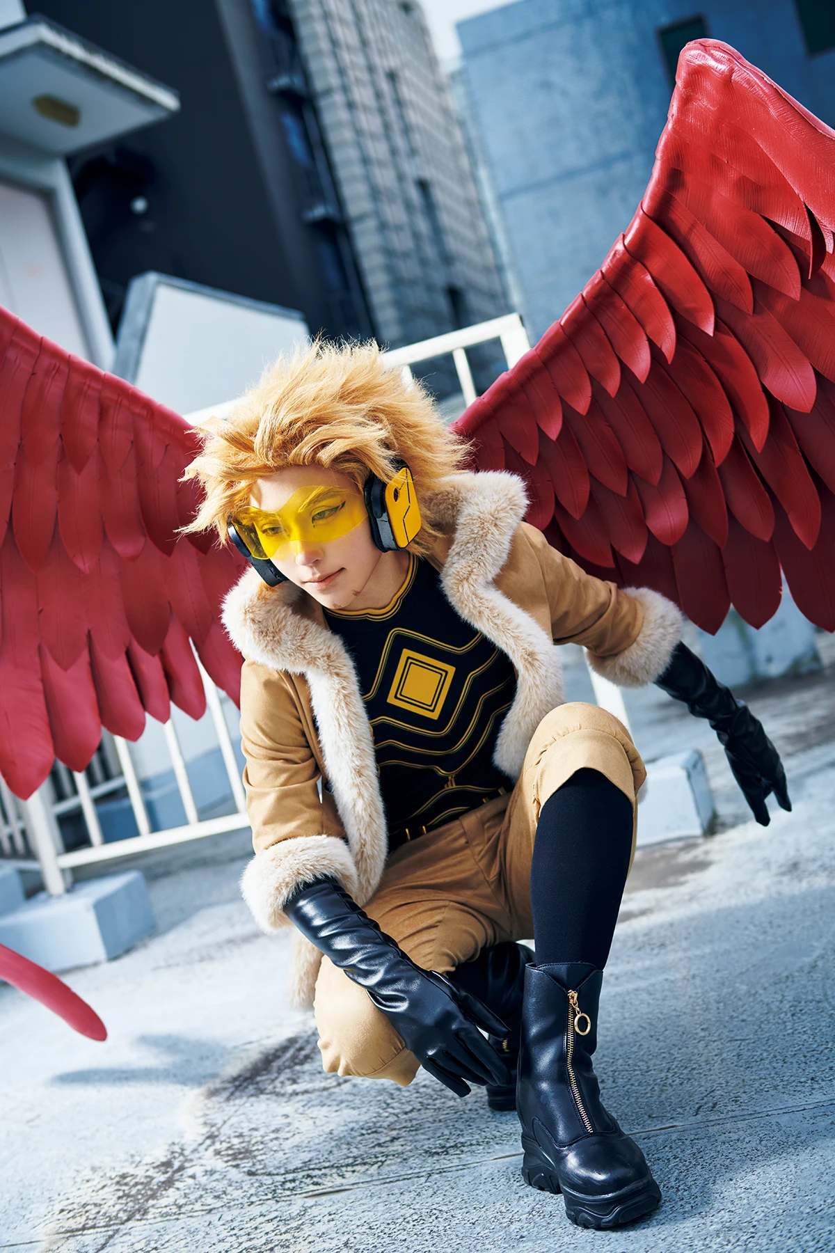 圧巻の完成度！ コスプレイヤー・臥雲による「ヒロアカ」ホークスの