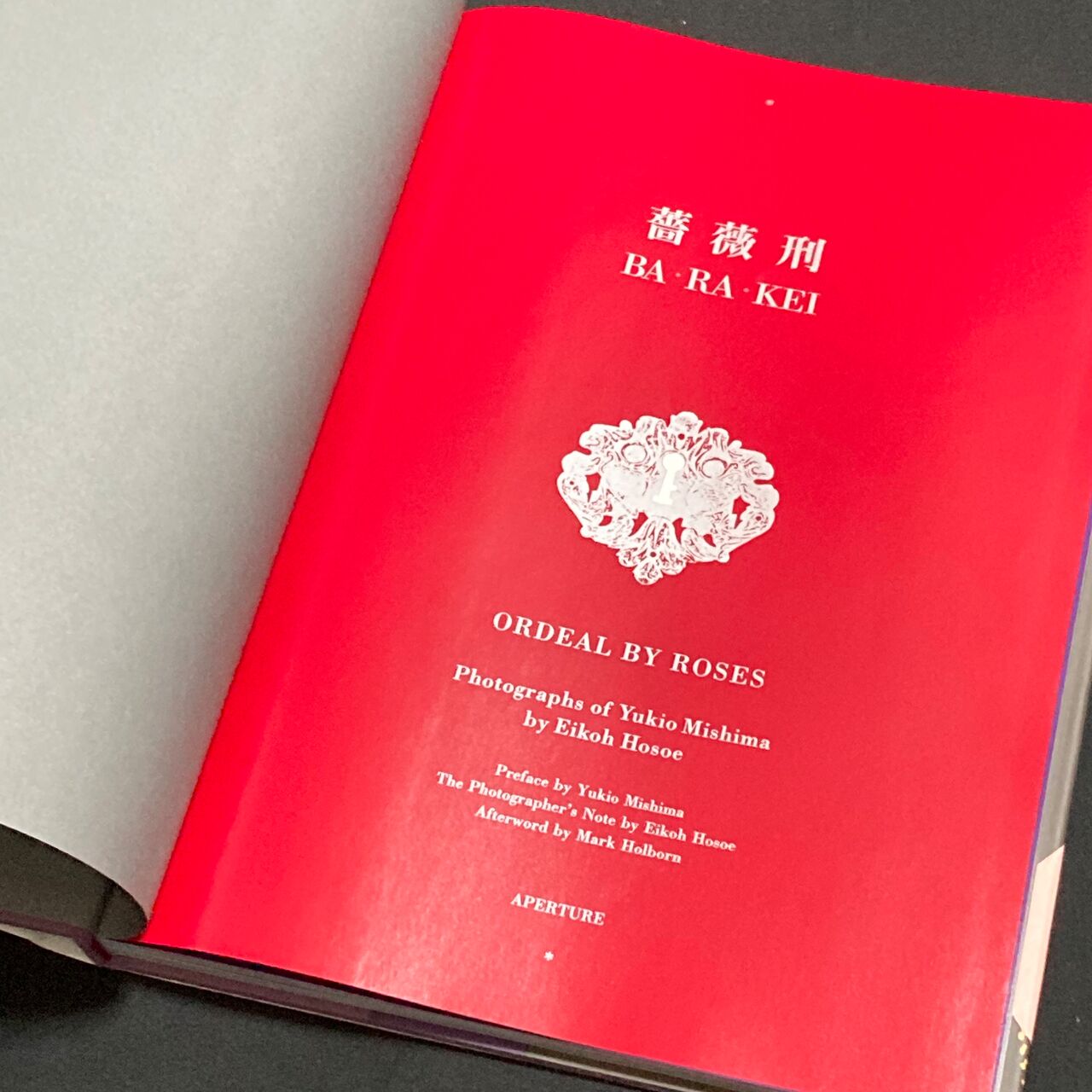 本 :: アート写真集 :: 細江英公 / 薔薇刑 英語版「Ba Ra Kei: Ordeal