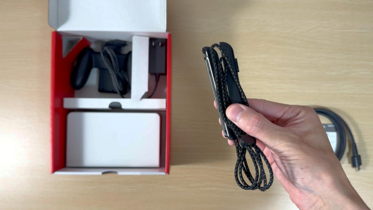 初代 Switch と有機ELモデルを箱に戻す方法を写真でわかりやすく紹介